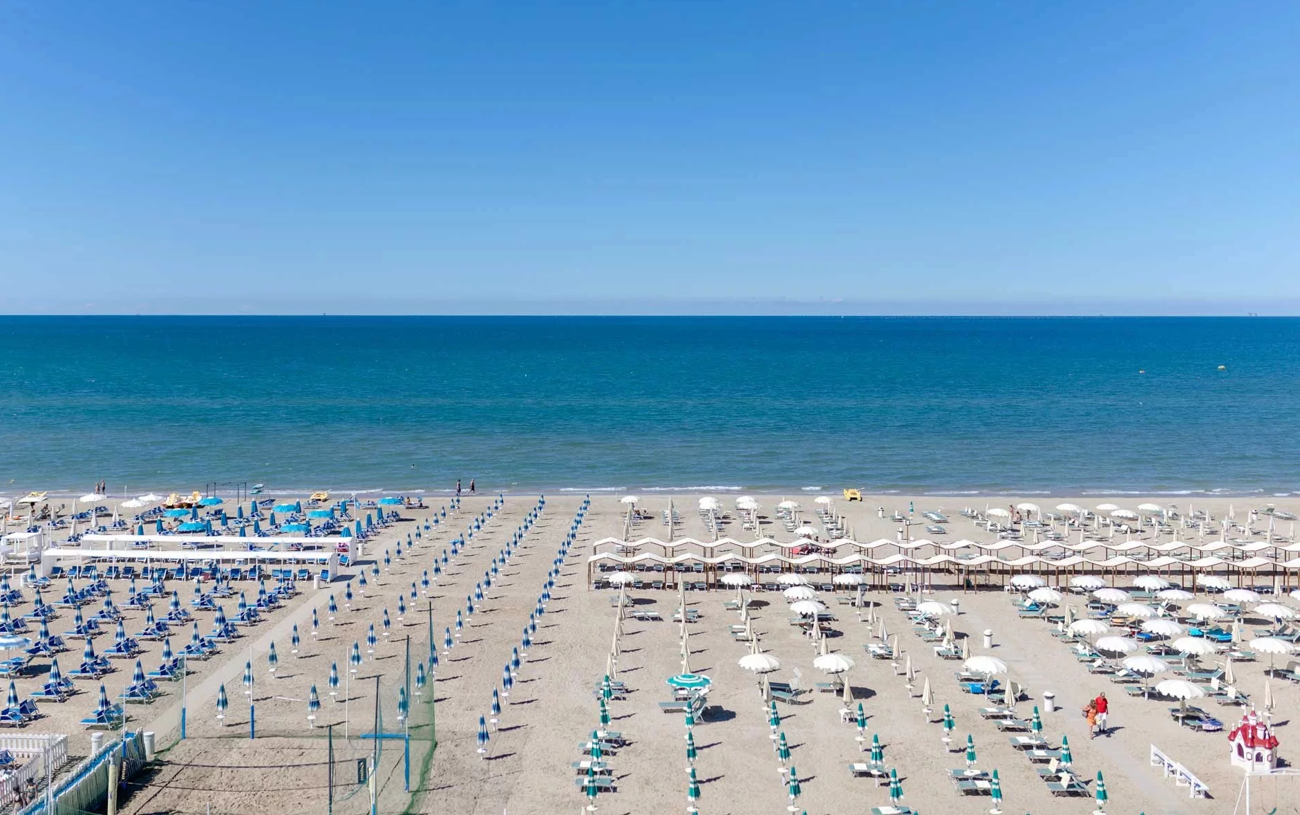 1 HOTEL VITTORIA   RICCIONE